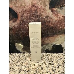 Mary Kay Medium Coverage Foundation Ivory 105 Pink Cap New In Box 1oz.NOS